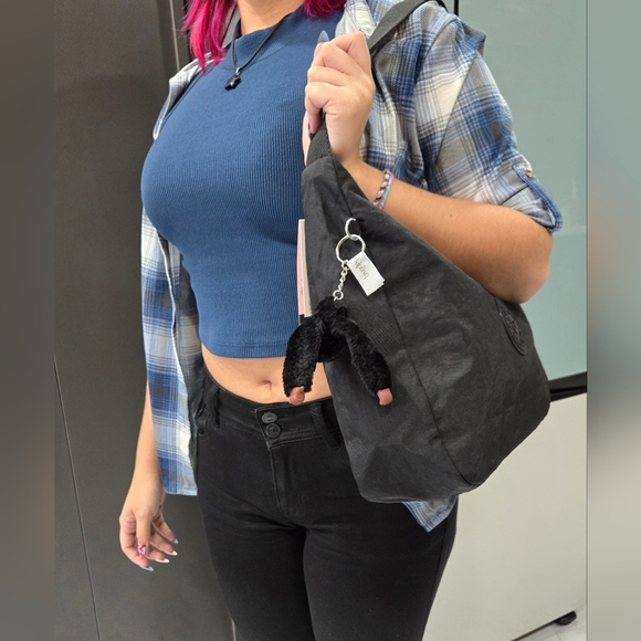 Kipling Bag Black Shoulder Monkey Keychain NEW Isidora - Picture 11 of 16